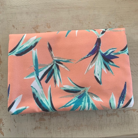 New Rachel Pally Reversible Clutch - Picture 3 of 8